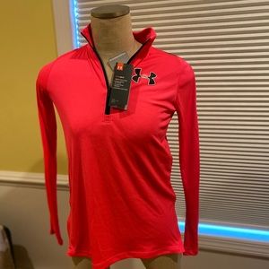 New Girls Under Armour long sleeve shirt
